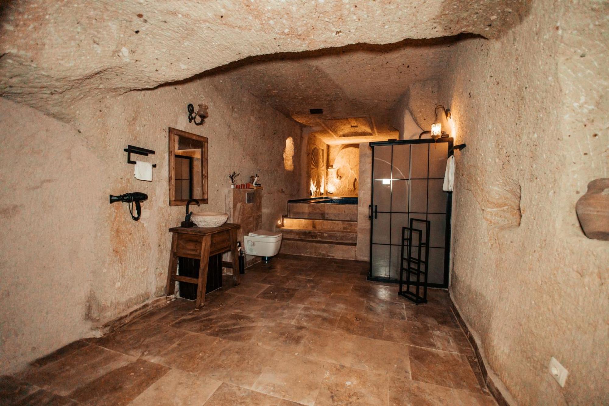 Vanessa Cave House Bed and Breakfast Ουργκούπ Εξωτερικό φωτογραφία