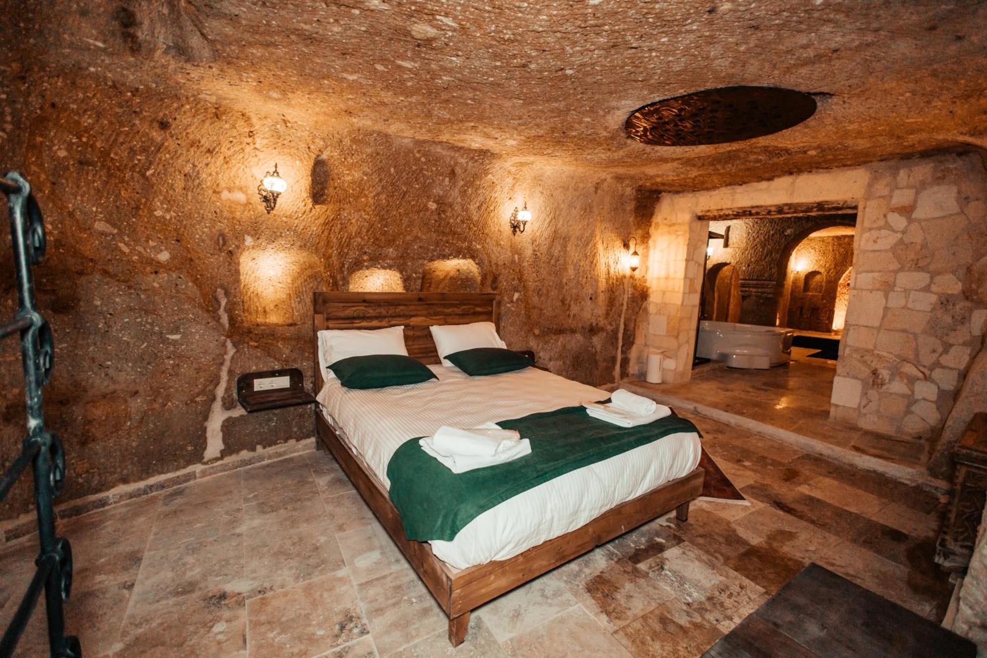 Vanessa Cave House Bed and Breakfast Ουργκούπ Εξωτερικό φωτογραφία